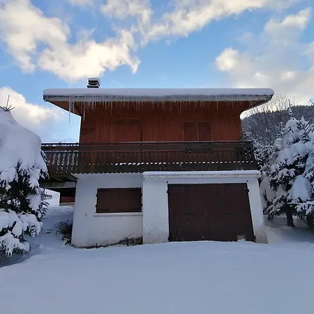 Savoyard Avec Terrasse, Proche Des Pistes Et Vue Sur Montagne - Fr-1-459-129 Chalet