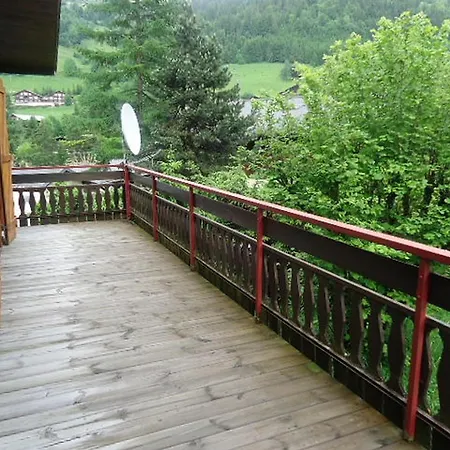 Savoyard Avec Terrasse, Proche Des Pistes Et Vue Sur Montagne - Fr-1-459-129 La Clusaz